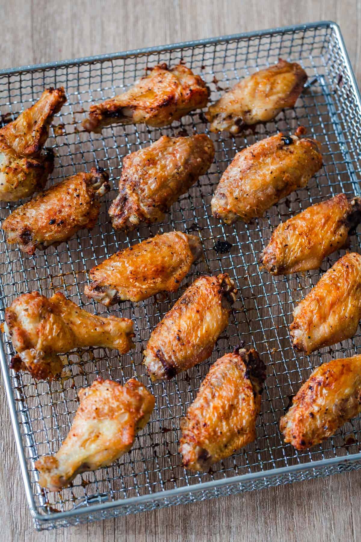 chicken wings on air fryer basket