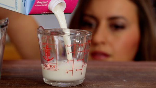 How to measure ingredients for recipes. Video on how to measure all kinds of dry and liquid ingredients. Measuring incorrectly could mean disaster in baking 